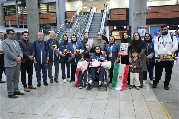 تیم‌های ملی دوومیدانی،پارا دوومیدانی و شمشیر بازی وارد تهران شدند
