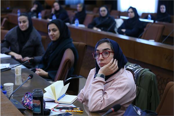 جلسه مدیریت رهبری زنان 5