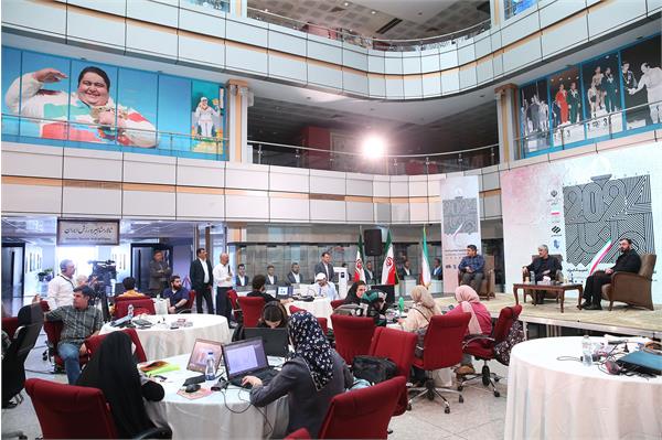 بازدید وزیر ورزش و جوانان و قائم مقام وزارت ارشاد و ریاست کمیته ملی المپیک  از پروژه ایران یار 18