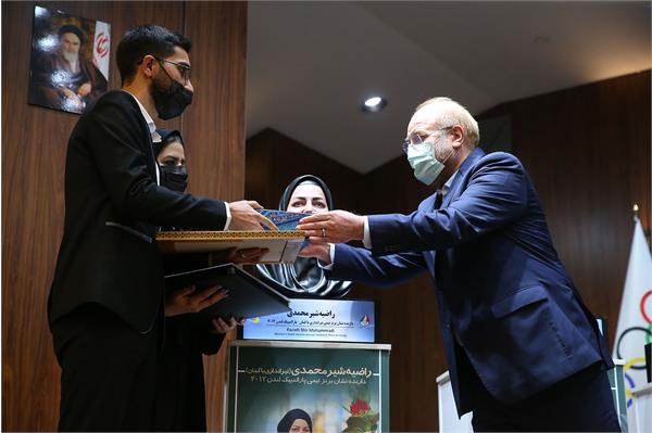 مراسم رونمایی از تندیس قهرمانان ورزش کشور با حضور رییس مجلس شورای اسلامی 62