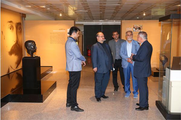 بازدید آقای شریعتمداری از موزه ملی ورزش، المپیک و پارالمپیک 5