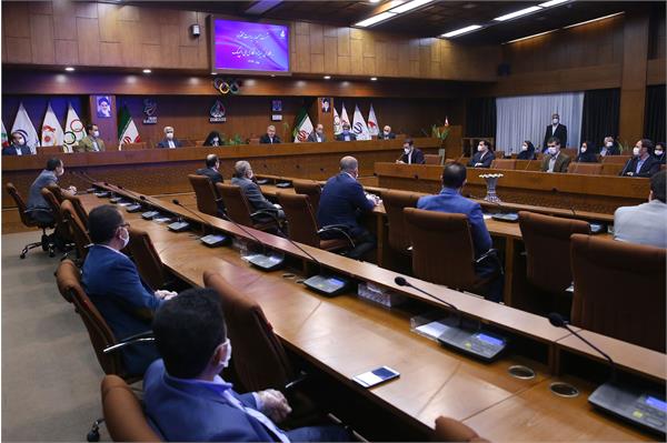 نشست صمیمی ریاست کمیته ملی المپیک با همکاران 21