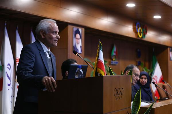 همایش ملی زن و ورزش- فرصت ها و چالش ها 18