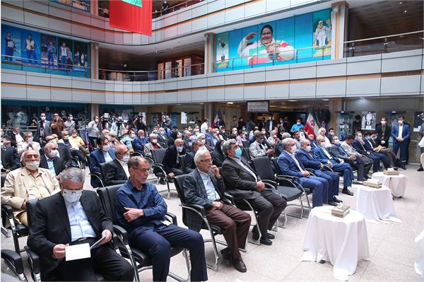 آیین افتتاح تالار مشاهیر ورزش ایران و رونمایی از تندیس قهرمانان ورزش کشور 37