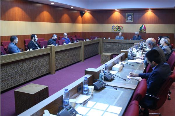 جلسه کمیسیون آموزش و مدیریت 32