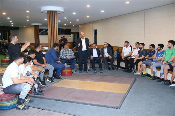 بازدید دبیرکل کمیته ملی المپیک از اردو وزنه برداری  11