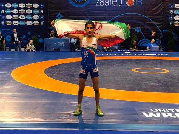 رقابت های کشتی آزاد نوجوانان قهرمانی جهان- کرواسی؛تیم ملی کشورمان پس از 22 سال و برای اولین بار خارج از ایران به قهرمانی رسید