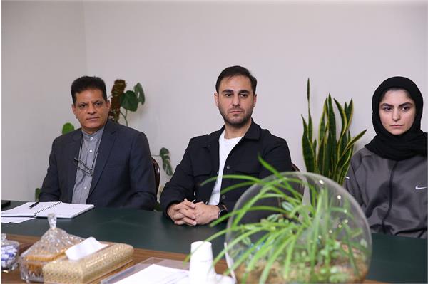 دیدار مسئولان فدراسیون اسکی و انجمن هاکی روی یخ با دبیر کل کمیته ملی المپیک 11