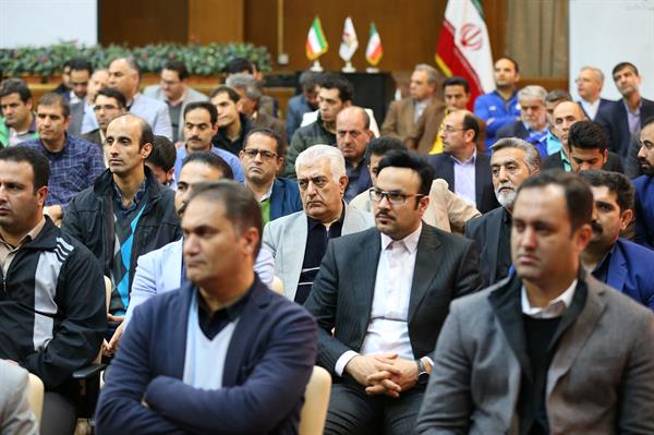 نشست ماهیانه مسوولان کمیته ملی المپیک با کارمندان کمیته ملی المپیک 11