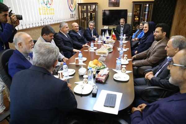 بازدید مسئولین کمیته ملی المپیک از فدراسیون های ورزشی 41