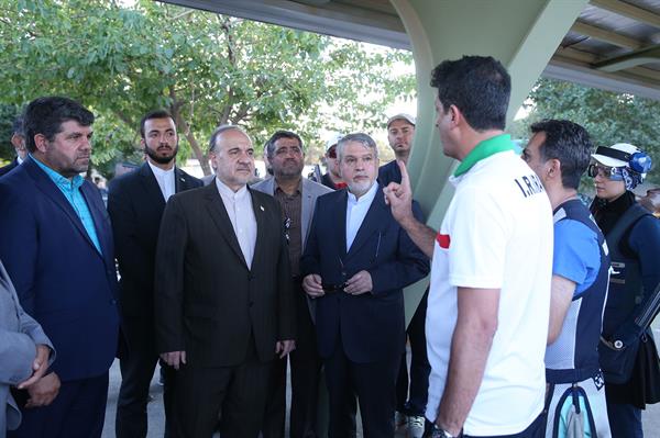 بازدید مسوولان ورزش کشور از اردو تیم های ملی قایقرانی و تیراندازی 12