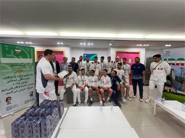 توسط سرپرست کاروان ایران؛ پاداش مدال آوران فوتسال ، وزنه برداری ، تنیس روی میز  و کاراته پرداخت شد