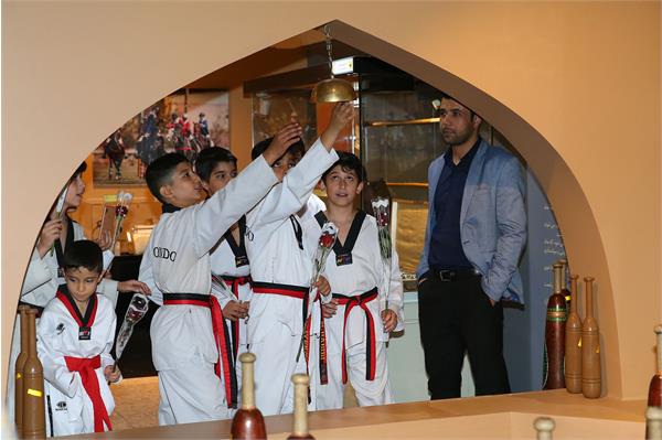 بازدید مسولان و ورزشکاران تکواندو استان تهران از موزه ملی ورزش، المپیک و پارالمپیک 16