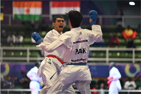 بازیهای کشورهای اسلامی ریاض؛مرتضی نعمتی حریف قدرتمند عربستانی را شکست داد و به نیمه نهایی رسید