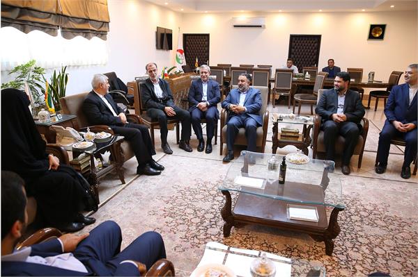 نشست صمیمانه مسولان کمیته ملی المپیک با وزیر ورزش و جوانان  4