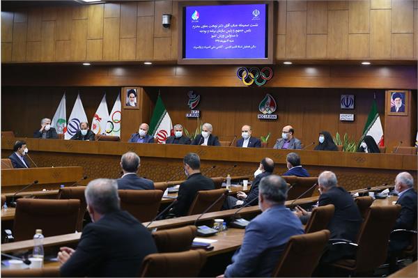 نشست صمیمانه دکتر نوبخت با مسئولین ورزش کشور 38