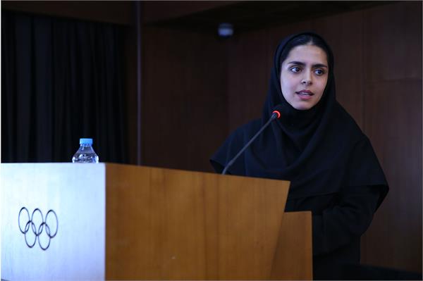 دوره مدیریت رهبری در ورزش زنان 3