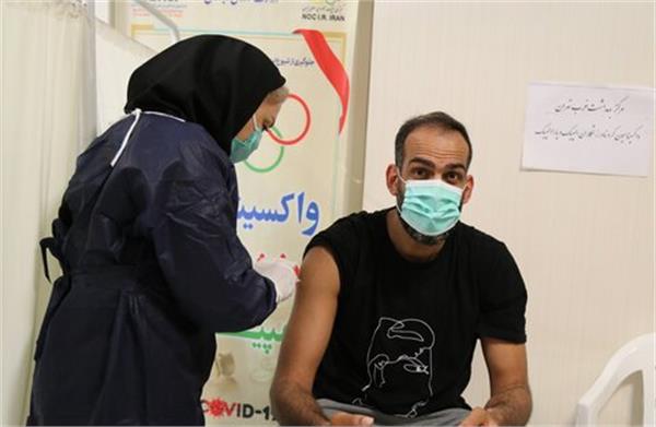 در ستاد پزشکی ورزشی آزادی انجام شد؛مرحله دوم واکسیناسیون ورزشکاران پارالمپیکی و ملی پوشان بسکتبال، وزنه برداری و کشتی