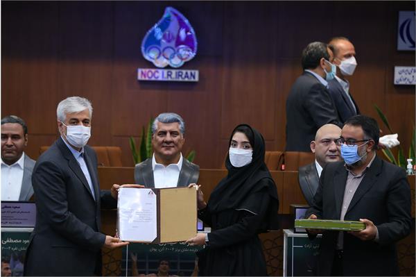 مراسم رونمایی از سردیس قهرمانان ورزش کشور/ 32