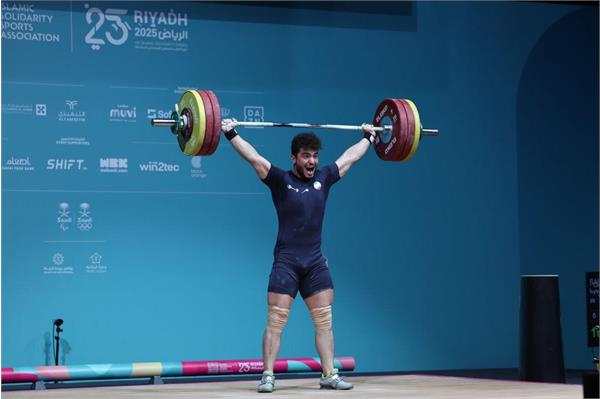 بازیهای کشورهای اسلامی  ریاض:یک طلا و دو نقره و برنز حاصل کار صالحی‌پور در وزنه‌برداری مردان