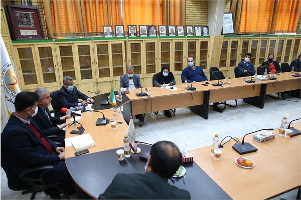 بازدید ریاست کمیته ملی المپیک از فدراسیون هندبال 9