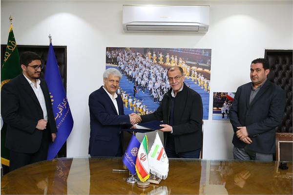 امضای تفاهم نامه همکاری با مجمع کارآفرینان ایران 3