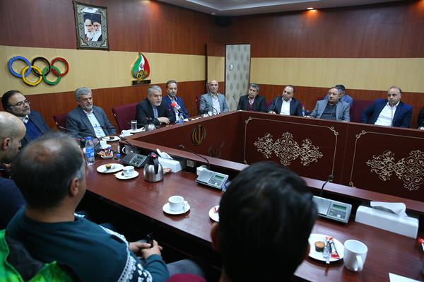 مراسم بدرقه کاروان ورزشی ایران به بازیهای المپیک زمستانی جوانان لوزان 8