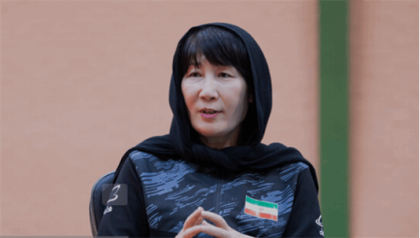 لی دو هی سرمربی تیم ملی والیبال بانوان:در برابر حریفان تمام خودمان را نشان می دهیم