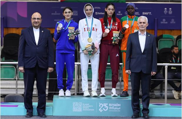 Medal Ceremony & Venue Visit by the NOC Secretary-General