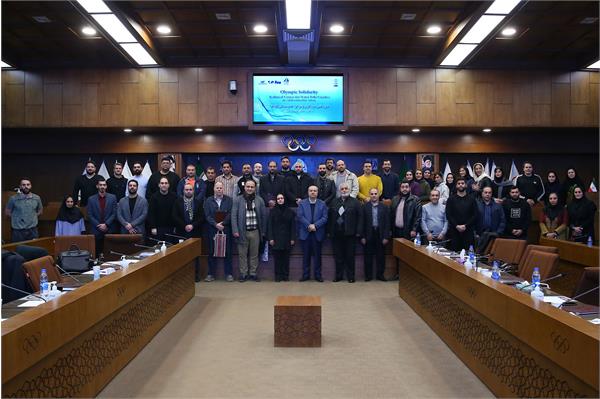 مراسم اختتامیه دوره سولیداریتی واترپولو 13