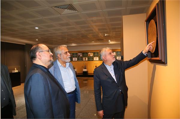 بازدید آقای شریعتمداری از موزه ملی ورزش، المپیک و پارالمپیک 14