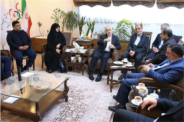 نشست صمیمانه مسولان کمیته ملی المپیک با وزیر ورزش و جوانان  11