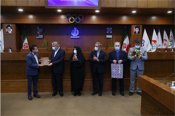 مراسم تقدیر از بازنشستگان کمیته و آکادمی ملی المپیک 40