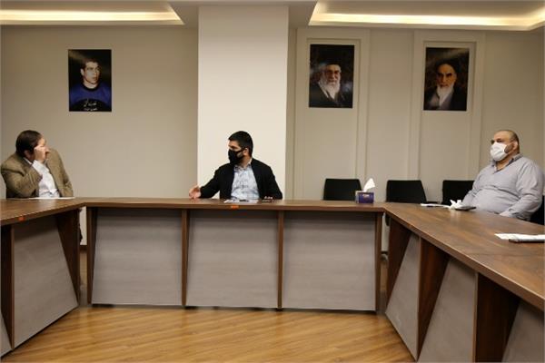 صبح امروز و با حضور قهرمانان المپیک و جهان؛نشست بررسی چرخه انتخابی تیم های ملی کشتی برگزار شد