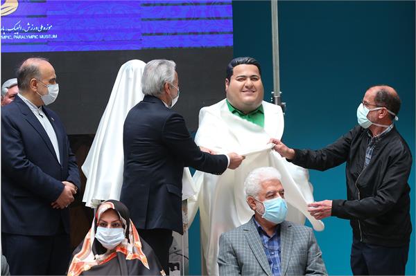 آیین رونمایی از تندیس مدال آوران المپیک و پارالمپیک 29