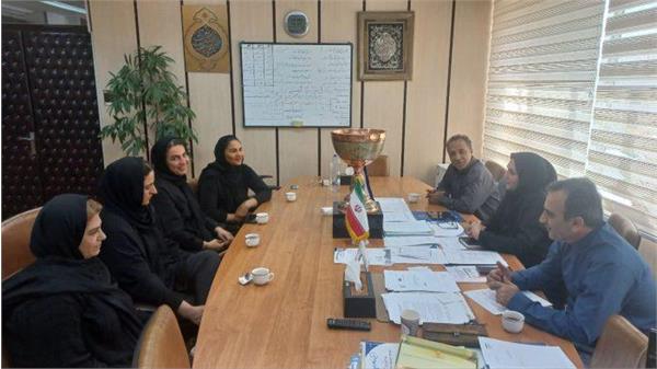 نشست تخصصی کادرفنی تیم ملی جوانان (دختر) با رئیس فدراسیون کبدی
