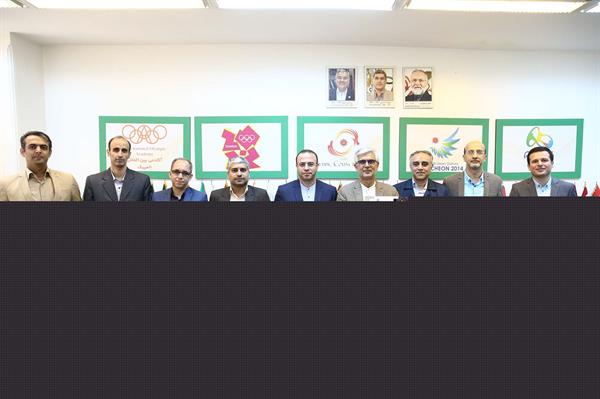 مراسم اهداء دیپلم های پنجمین دوره پیشرفته مدیریت سازمان های ورزشی برگزار شد