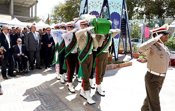 با حضور وزیر ورزش و جوانان و رییس کمیته ملی المپیک و جمعی از مسئولین برگزار شد؛مراســم تشییع و وداع با ملــی پوش جانبـــاز بهمن گلبار نژاد