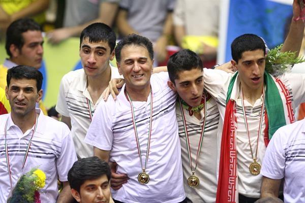 رقابتهای والیبال قهرمانی نوجوانان آسیا/ برترین والیبالیست ها معرفی شدند/ حضور دو ایرانی در جمع برترین های آسیا