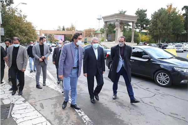 بازدید ریاست کمیته ملی المپیک از نمایشگاه تجهیزات ورزشی 2