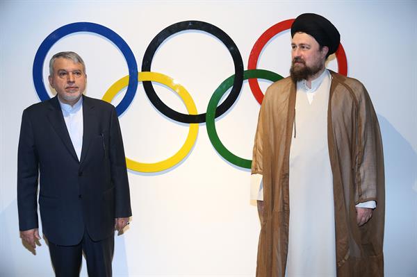 نشست صمیمی پبشکسوتان ورزشی کشور با آیت الله سید حسن خمینی،مسوولان وزارت ورزش و جوانان و کمیته ملی المپیک و پارالمپیک 60