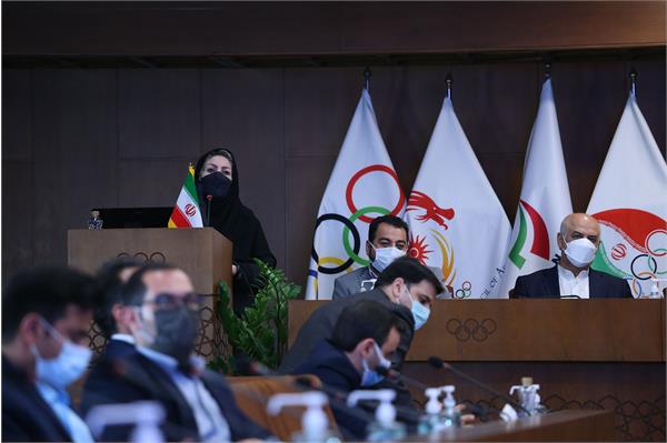 نشست صمیمی ریاست کمیته المپیک با پرسنل کمیته 21