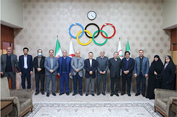 جلسه کمیسیون آموزش و مدیریت 33