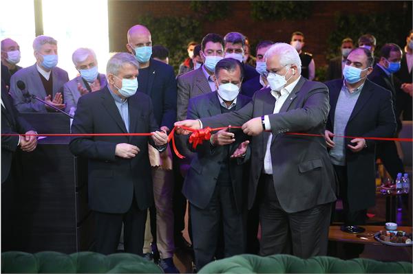 بازدید از تیم ملی هاکی روی یخ و افتتاح سالن بولینگ بازار بزرگ ایران 12