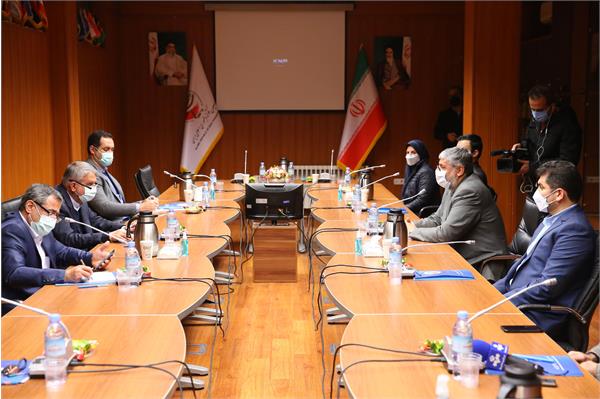 بازدید مسئولین کمیته ملی المپیک از فدراسیون های کاراته و تکواندو 27