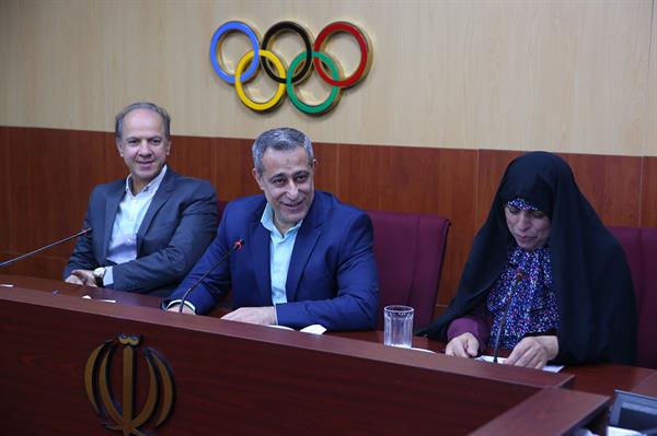 دوره مدیریت ورزشی المپیک سولیداریتی ویژه بانوان 16