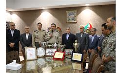 مراسم اهدا مدال و کاپ افتخارآفرینان ورزش کشور به موزه المپیک و پارالمپیک-. 1