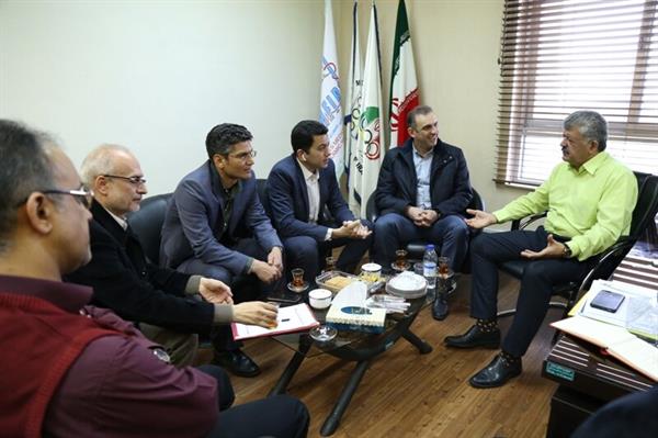 در دیدار با دکتر خلیلیان اعلام شد؛آمادگی بیمارستان های اختر و مدرس برای همکاری با فدراسیون پزشکی ورزشی