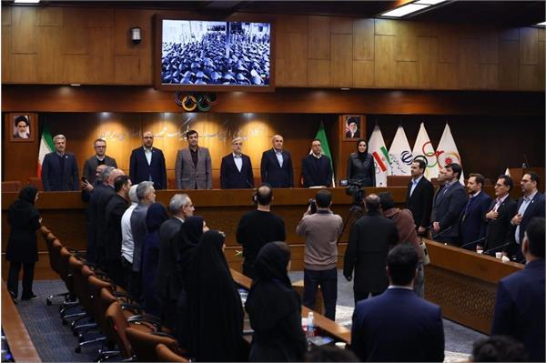 با حضور وزیرعلوم،وزیرورزش و دبیر کل کمیته ملی المپیک؛ مراسم اختتامیه رویداد از ایده تا کسب و کار در ورزش در آکادمی ملی المپیک برگزار شد