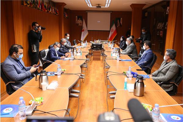 بازدید مسئولین کمیته ملی المپیک از فدراسیون های کاراته و تکواندو 26